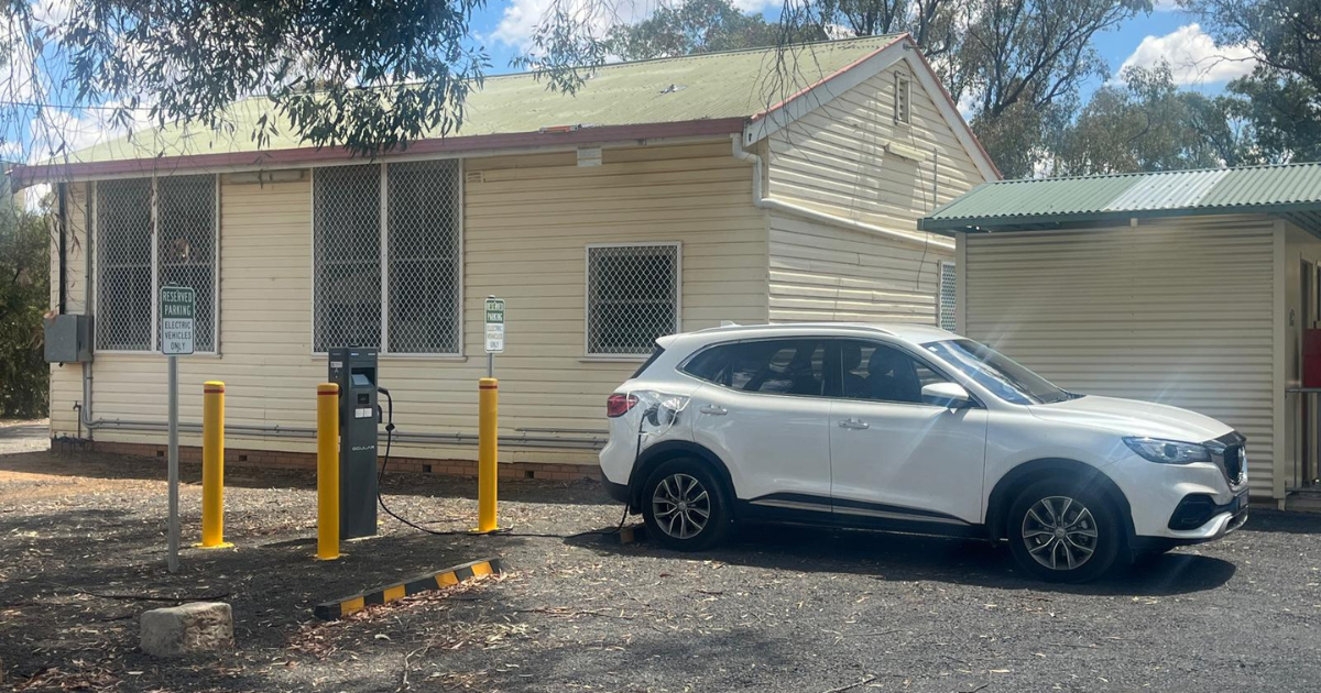 Media Release: Warren Shire Council Powers Up Three New EV Stations Across the Region - Post Image
